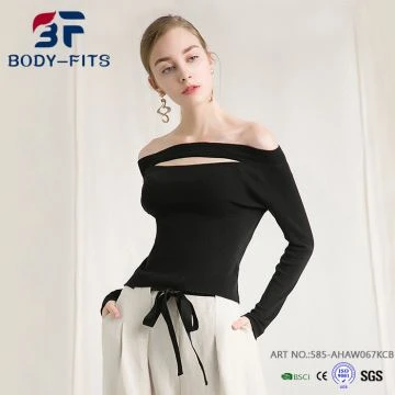Off the Shoulder Long Sleeve peysa